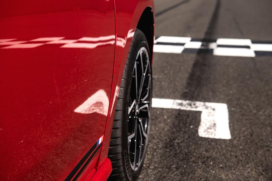 Детали экстерьера Renault Sandero R.S. 2019 года  (фото 13 из 49)